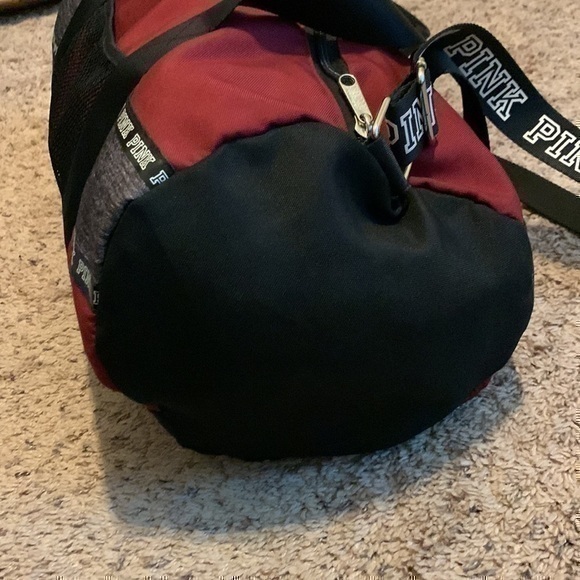 Pink Victoria’s Secret Gym Duffle Weekender Bag - Picture 10 of 16